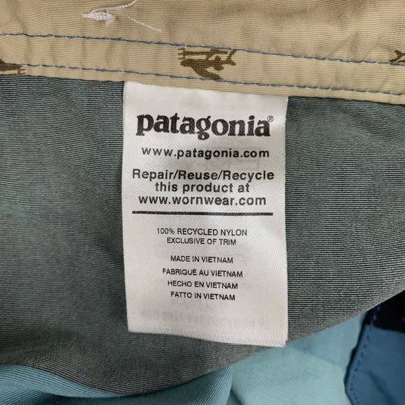 Patagonia Wavefarer® Boardshorts 19" Mens 34 Fitz Stripe Pigeon Blue Surf Swim - Picture 8 of 10